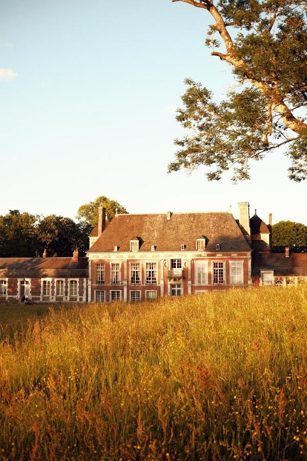Le Chateau De Bonnemare - Bed And Breakfast Radepont Exteriör bild