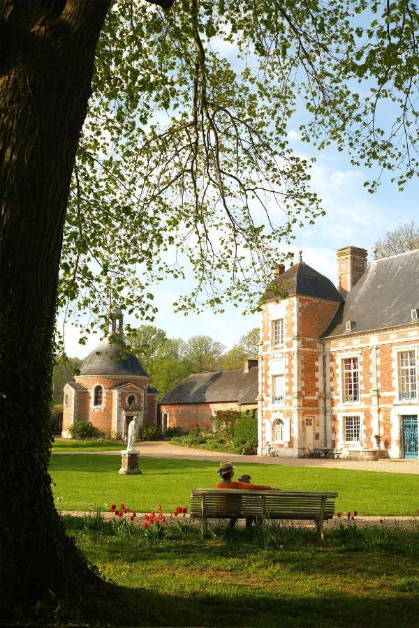 Le Chateau De Bonnemare - Bed And Breakfast Radepont Exteriör bild