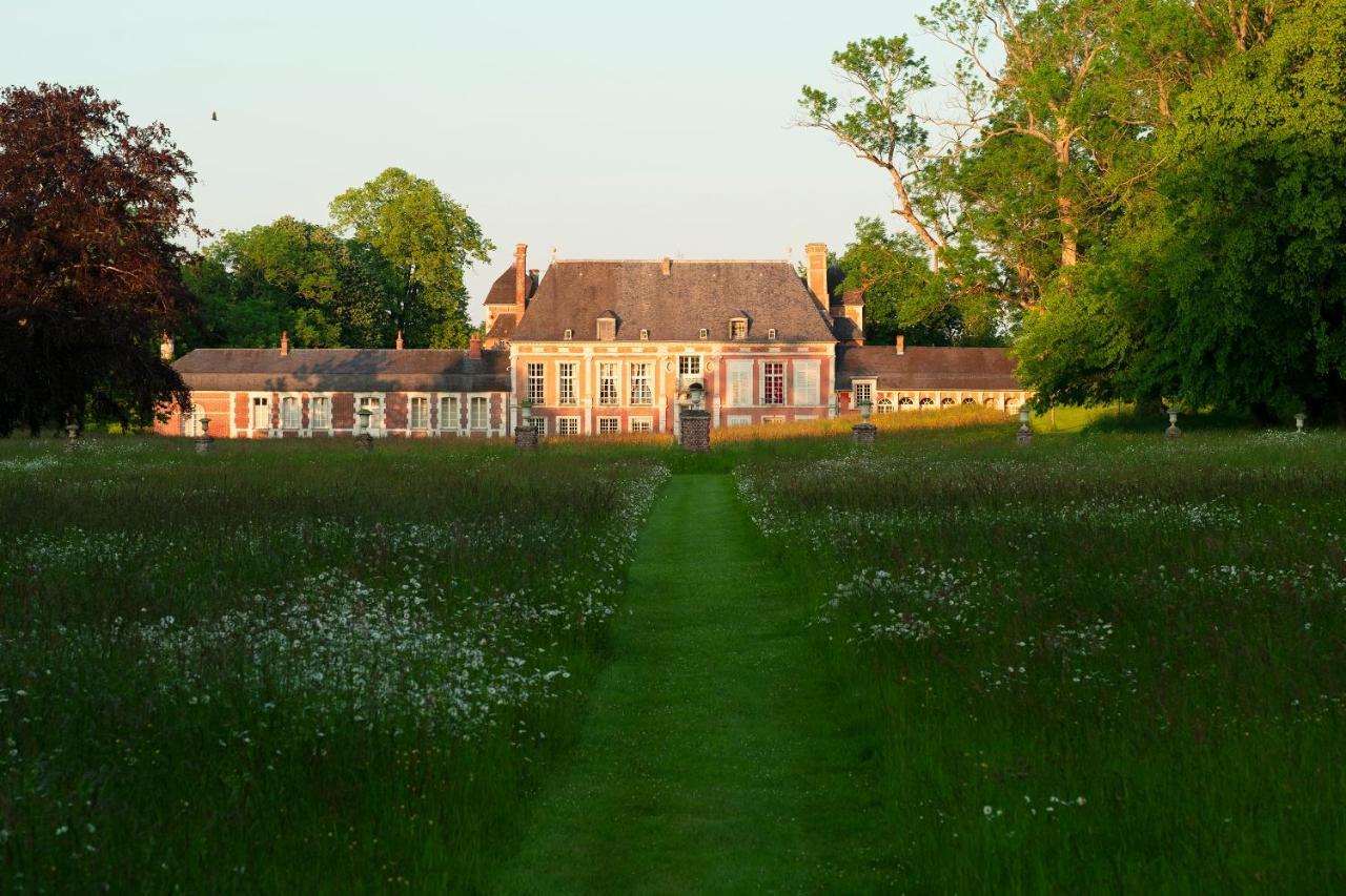 Le Chateau De Bonnemare - Bed And Breakfast Radepont Exteriör bild